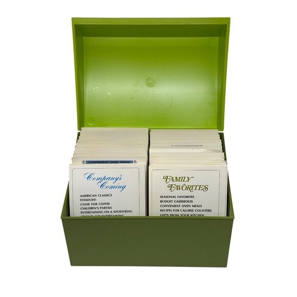 Vintage 70s Retro Betty Crocker Green Recipe Card Library Box Set 8.5x6 Kitchen - Picture 1 of 11